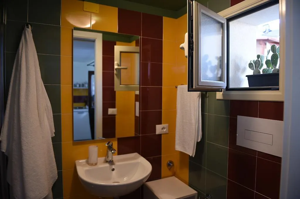 Chic Apartment Le Monde カステッランマーレ・デル・ゴルフォ イタリア