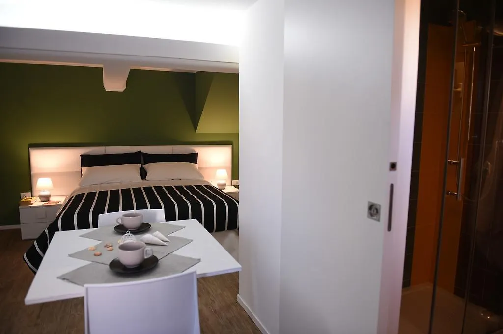 Chic Apartment Le Monde カステッランマーレ・デル・ゴルフォ 別荘