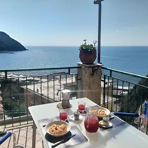 Michela Sea View , Levanto Italie